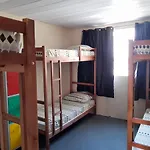 Friends & Hostels